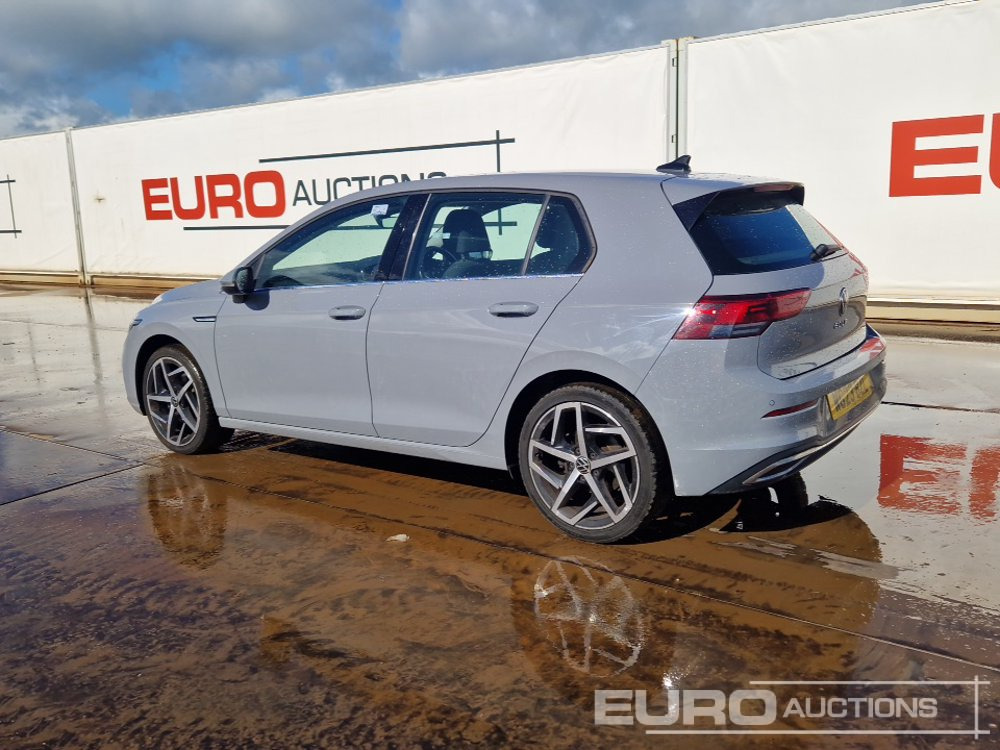2023 Volkswagen Golf - Autó: 3 kép. 2023 Volkswagen Golf - Autó: 3 kép.