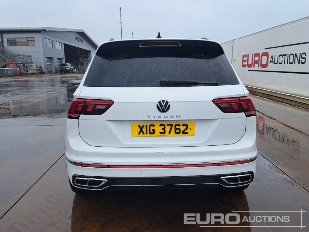 2023 Volkswagen Tiguan R-Line - Terepjáró/ SUV: 4 kép. 2023 Volkswagen Tiguan R-Line - Terepjáró/ SUV: 4 kép.