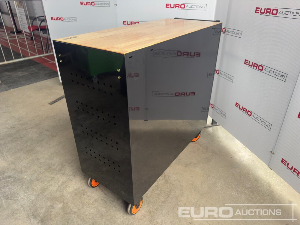 2025 Boss Wheeled Tool Trolley, 523pcs Tool Kit, Worktop (Black) - Garázs felszerelés: 5 kép. 2025 Boss Wheeled Tool Trolley, 523pcs Tool Kit, Worktop (Black) - Garázs felszerelés: 5 kép.