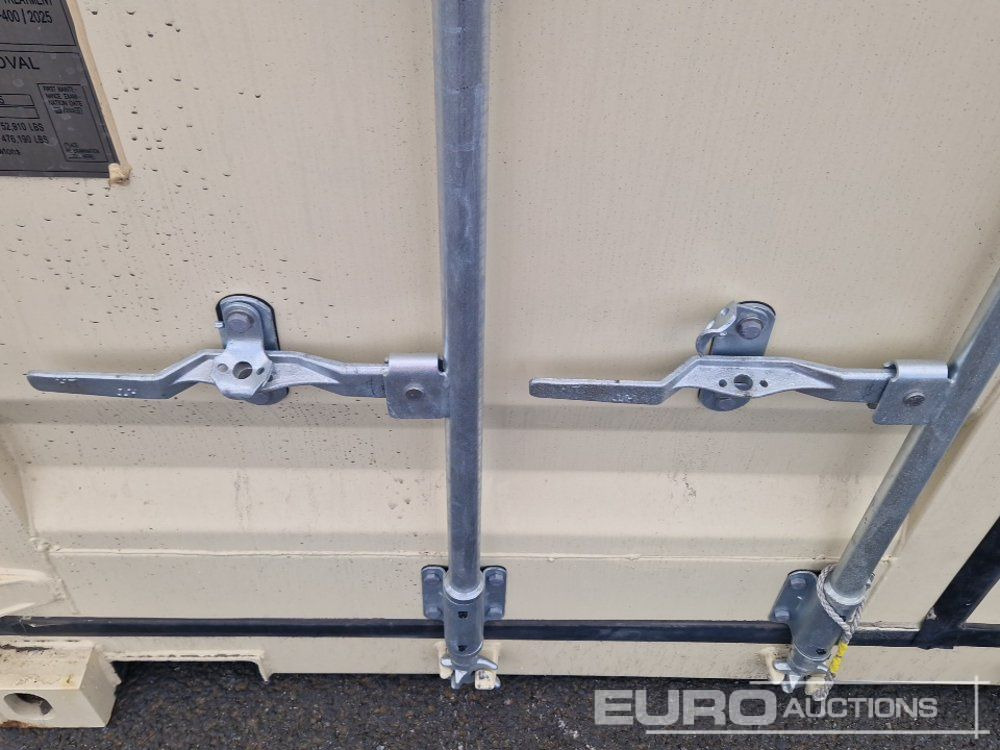 2025 CTN 40' Container, 4 Side Double Door (Cannot Be Reconsigned) - Tengeri konténer: 5 kép. 2025 CTN 40' Container, 4 Side Double Door (Cannot Be Reconsigned) - Tengeri konténer: 5 kép.