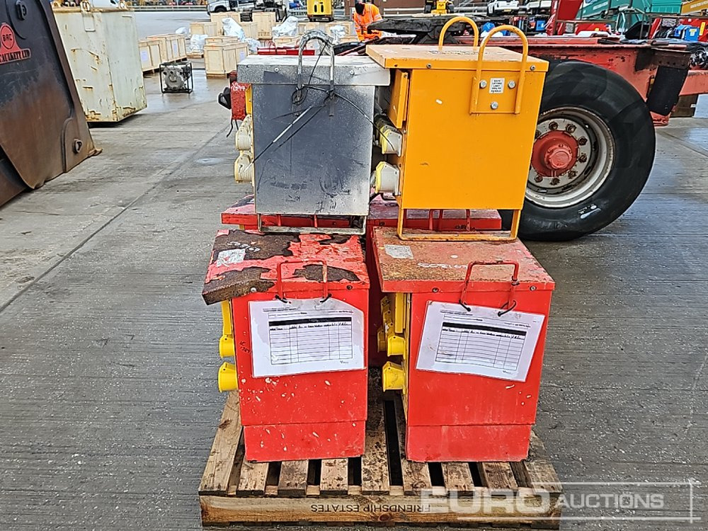 240 Volt Transformer (6 of) - Építőipari berendezések: 4 kép. 240 Volt Transformer (6 of) - Építőipari berendezések: 4 kép.