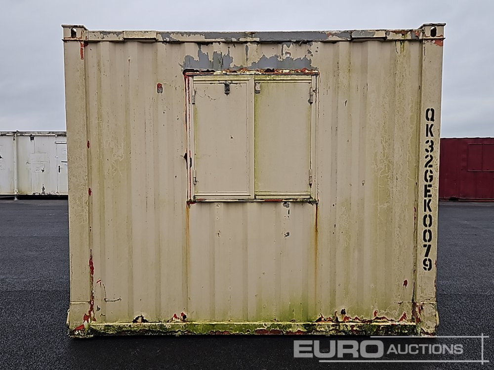 30' x 9' Containerised Office (Cannot Be Reconsigned) - Tengeri konténer: 2 kép. 30' x 9' Containerised Office (Cannot Be Reconsigned) - Tengeri konténer: 2 kép.