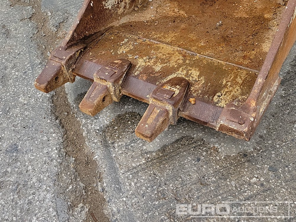 Kanál 32" Digging Bucket S80 Hitch to suit 30-43 Ton Excavator: 9 kép.