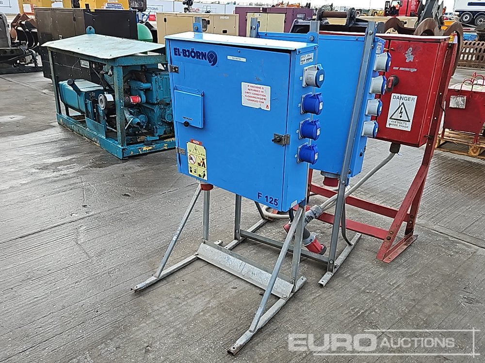 400 Volt Distroburion Box (3 of) - Építőipari berendezések: 5 kép. 400 Volt Distroburion Box (3 of) - Építőipari berendezések: 5 kép.
