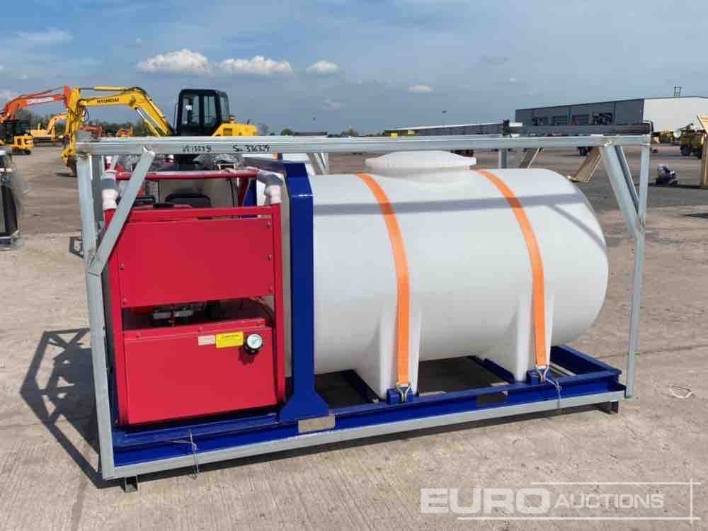 4000PSI Electric Hot Pressure Washer, 1000L Water Tank - Magasnyomású mosó: 1 kép. 4000PSI Electric Hot Pressure Washer, 1000L Water Tank - Magasnyomású mosó: 1 kép.