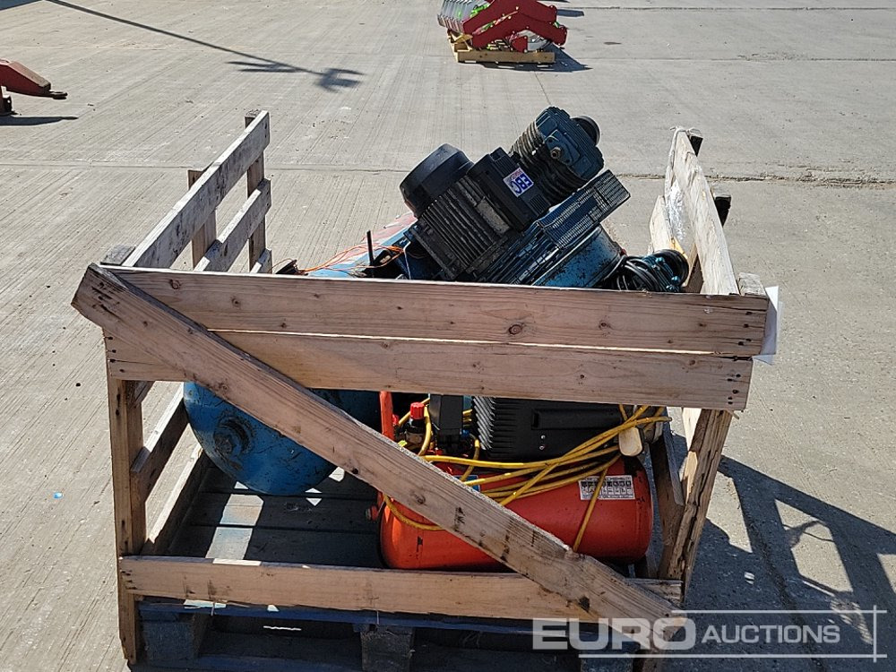 415 Volt Workhop Compressor, 110 Volt Workshop Compressor(2 of) - Légkompresszor: 4 kép. 415 Volt Workhop Compressor, 110 Volt Workshop Compressor(2 of) - Légkompresszor: 4 kép.