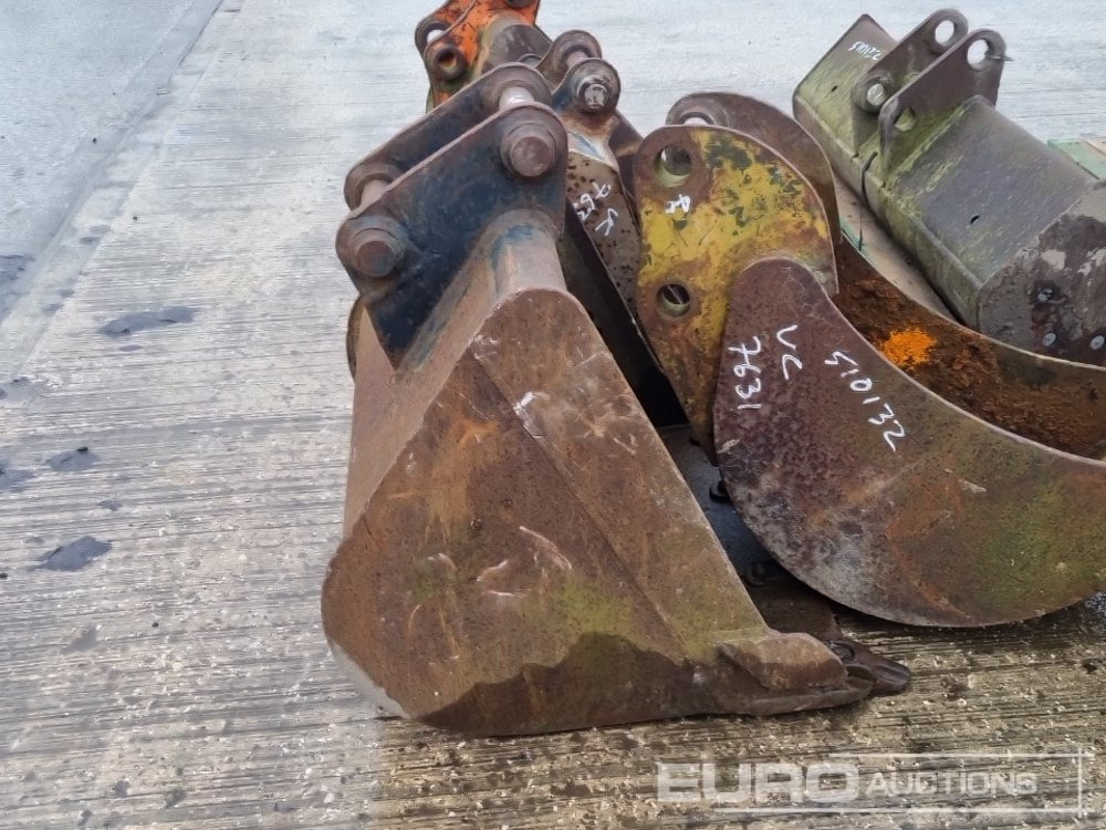 Kanál 42" Ditching, 24", 24", 20", 12" Digging Bucket 35-40mm Pin to suit Mini Excavator: 24 kép.