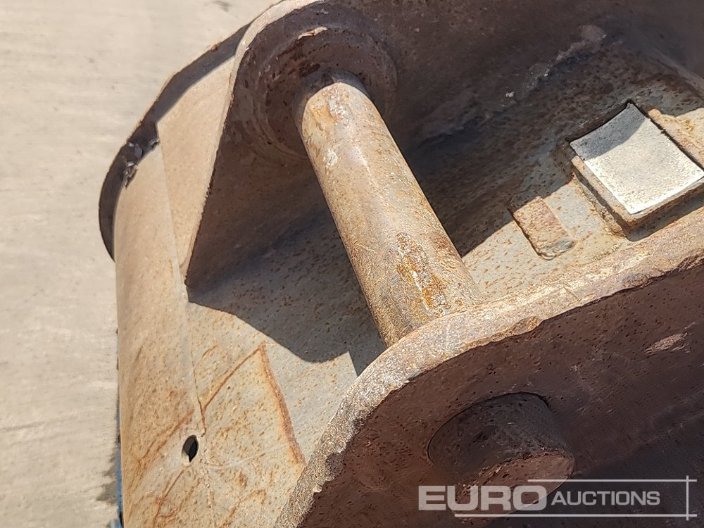 48" Digging Bucket 65mm Pin to suit 13 Ton Excavator - Kanál: 5 kép. 48" Digging Bucket 65mm Pin to suit 13 Ton Excavator - Kanál: 5 kép.