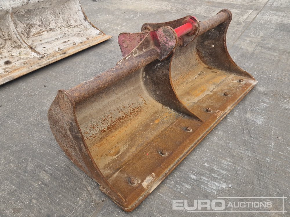 72" Ditching Bucket 65mm Pin to suit 13 Ton Excavator - Kanál: 1 kép. 72" Ditching Bucket 65mm Pin to suit 13 Ton Excavator - Kanál: 1 kép.