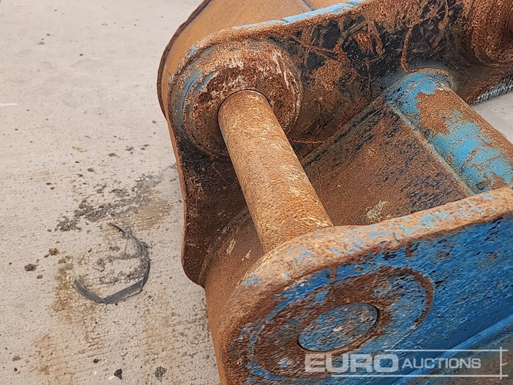 84" Ditching Bucket 80mm Pin to suit 20 Ton Excavator - Kanál: 5 kép. 84" Ditching Bucket 80mm Pin to suit 20 Ton Excavator - Kanál: 5 kép.