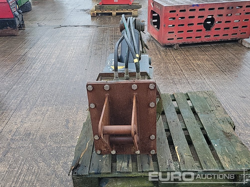 2021 Mustang RH05 - Adapterek - Kotrógép: 4 kép. 2021 Mustang RH05 - Adapterek - Kotrógép: 4 kép.