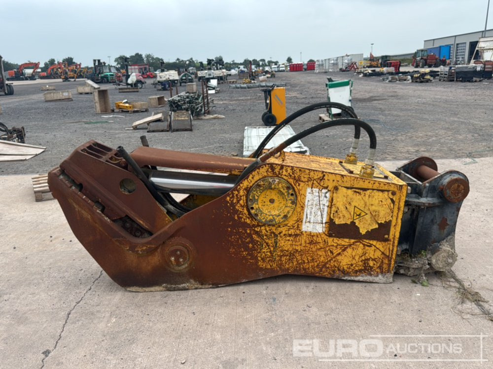 Epiroc BP2050 Hydraulic Pulverizer 90mm Pin to suit 30 Ton Excavator - Adapterek - Kotrógép: 2 kép. Epiroc BP2050 Hydraulic Pulverizer 90mm Pin to suit 30 Ton Excavator - Adapterek - Kotrógép: 2 kép.