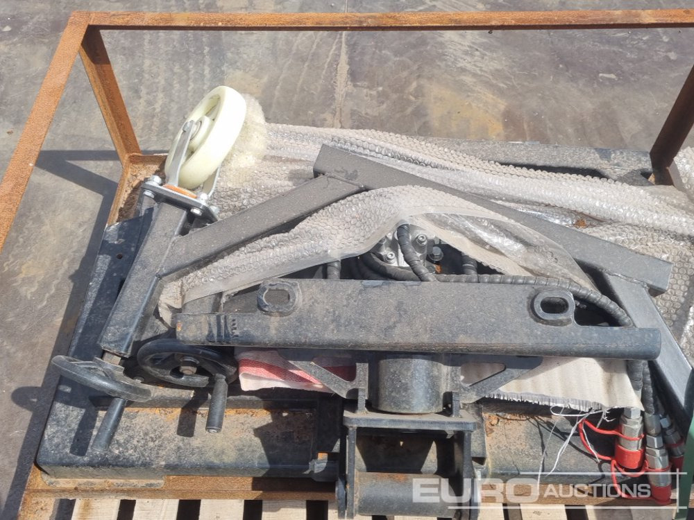 Adapterek - Kotrógép Hydraulic Topper to suit Mini Skidsteer Loader: 6 kép.