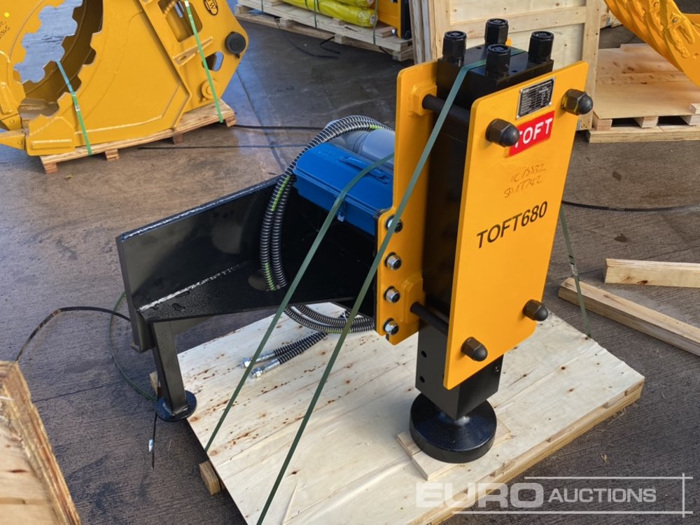 Unused 2025 TOFT TOFT680 Hydraulic Post Driver to suit Skidsteer Loader - Adapterek - Kotrógép: 4 kép. Unused 2025 TOFT TOFT680 Hydraulic Post Driver to suit Skidsteer Loader - Adapterek - Kotrógép: 4 kép.