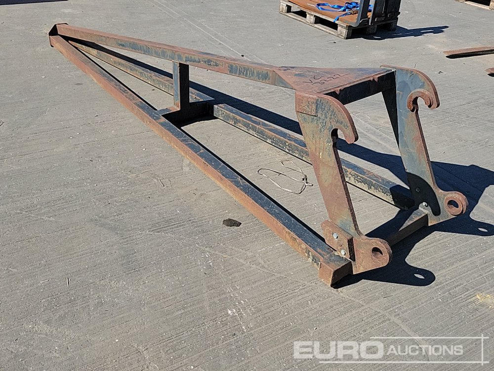 CAT Crane Jib to suit Telehandler - Anyagmozgató gép: 3 kép. CAT Crane Jib to suit Telehandler - Anyagmozgató gép: 3 kép.