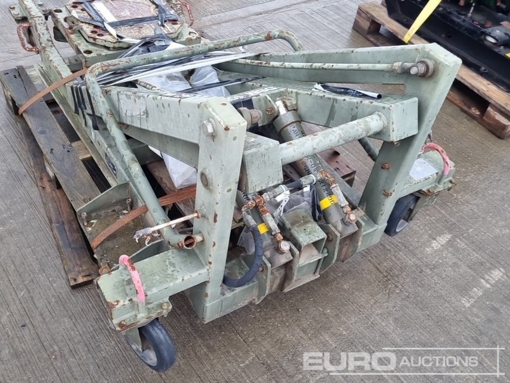 Anyagmozgató gép Carlisle Engineering Hydraulic Trolley Lift: 15 kép. Anyagmozgató gép Carlisle Engineering Hydraulic Trolley Lift: 15 kép.