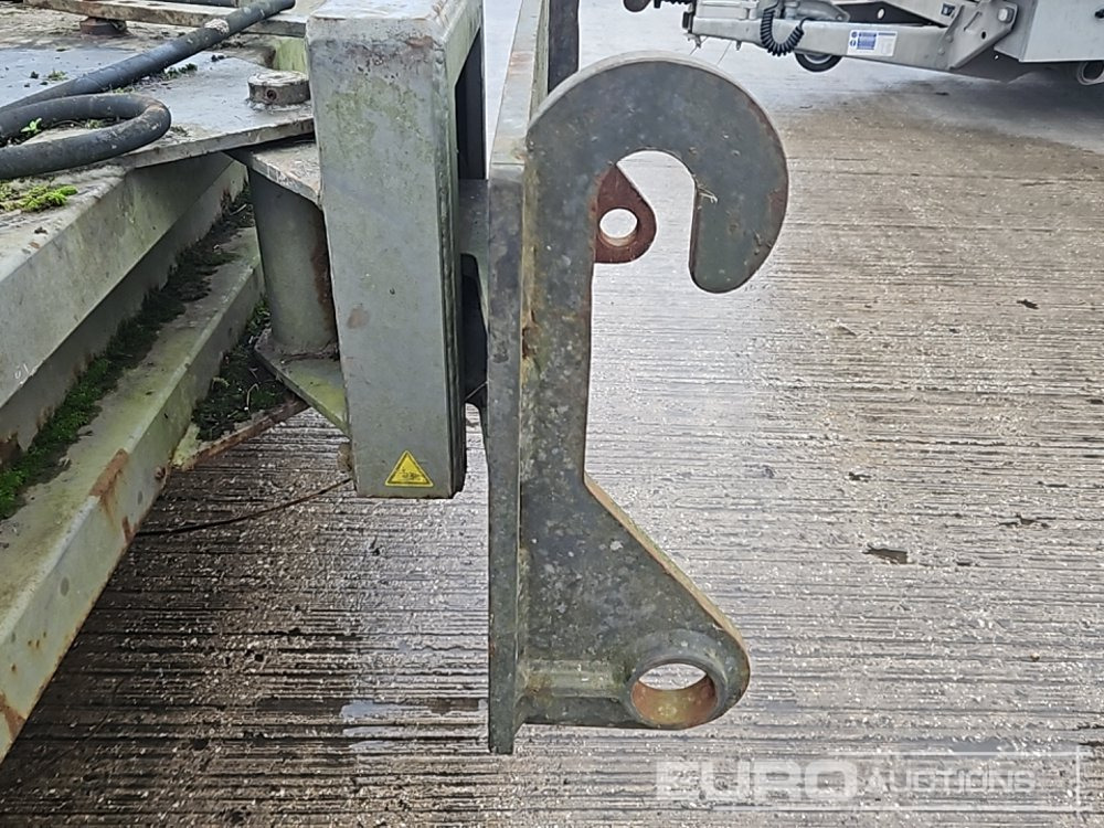 Anyagmozgató gép Hydraulic Sweeper Collector to suit Telehandler: 15 kép.