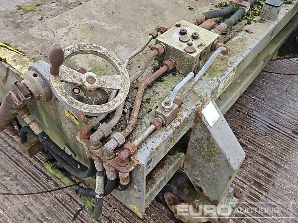 Anyagmozgató gép Hydraulic Sweeper Collector to suit Telehandler: 14 kép.