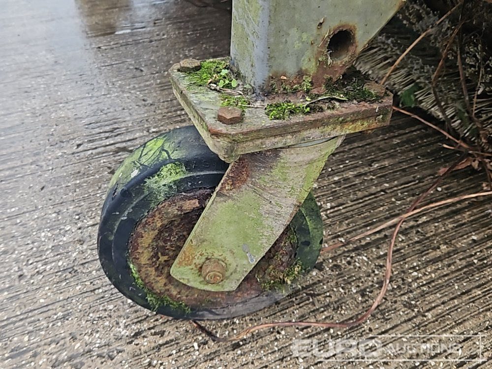 Anyagmozgató gép Hydraulic Sweeper Collector to suit Telehandler: 11 kép.