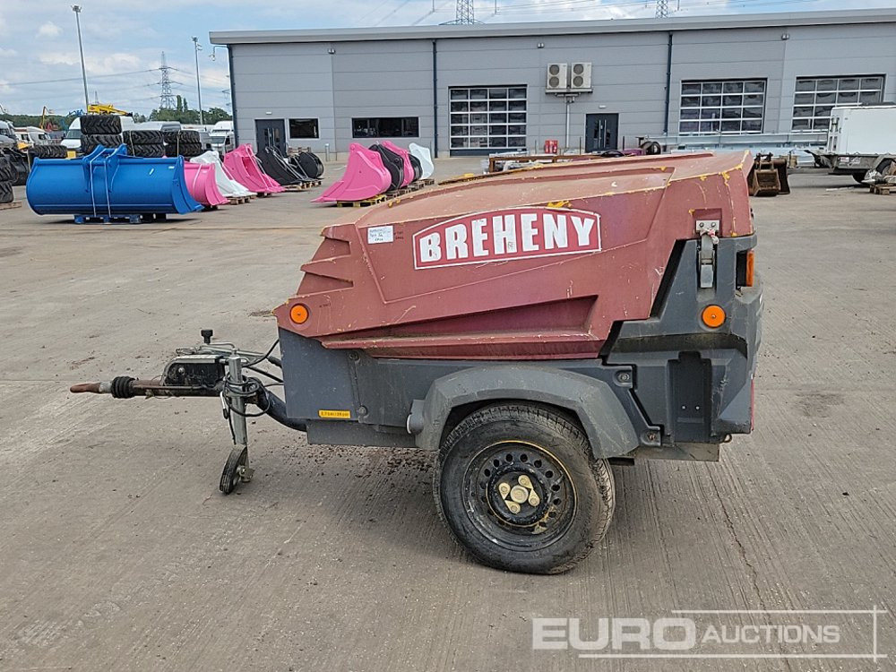 Atlas Copco XAS37KDPE - Légkompresszor: 2 kép. Atlas Copco XAS37KDPE - Légkompresszor: 2 kép.