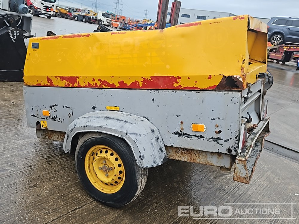 Atlas Copco XAS67DD 130CFM - Légkompresszor: 2 kép. Atlas Copco XAS67DD 130CFM - Légkompresszor: 2 kép.