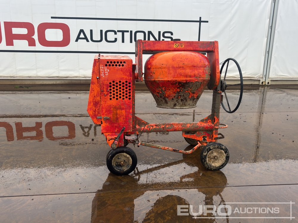 Belle Diesel Mixer, Yanmar Electric Start Engine - Betonkeverő: 2 kép. Belle Diesel Mixer, Yanmar Electric Start Engine - Betonkeverő: 2 kép.