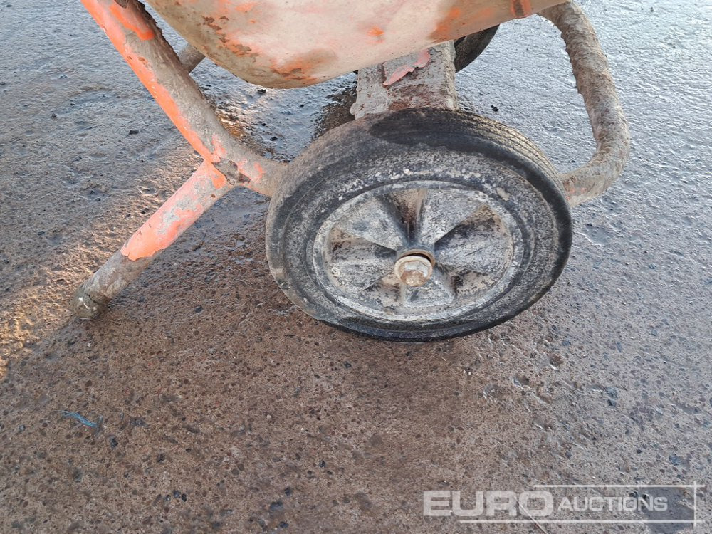 Belle Minimix 150 - Betonkeverő: 5 kép. Belle Minimix 150 - Betonkeverő: 5 kép.