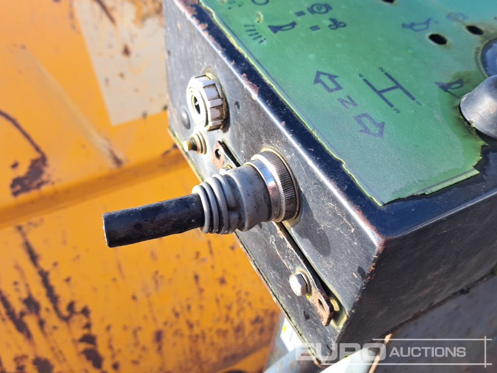 Minidömper Benford 6 Ton: 19 kép. Minidömper Benford 6 Ton: 19 kép.