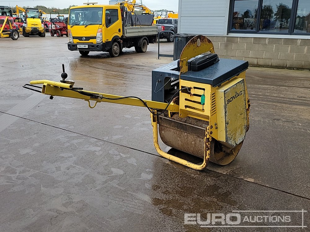 Bomag BW71E-2 - Aszfaltozó gép: 5 kép. Bomag BW71E-2 - Aszfaltozó gép: 5 kép.