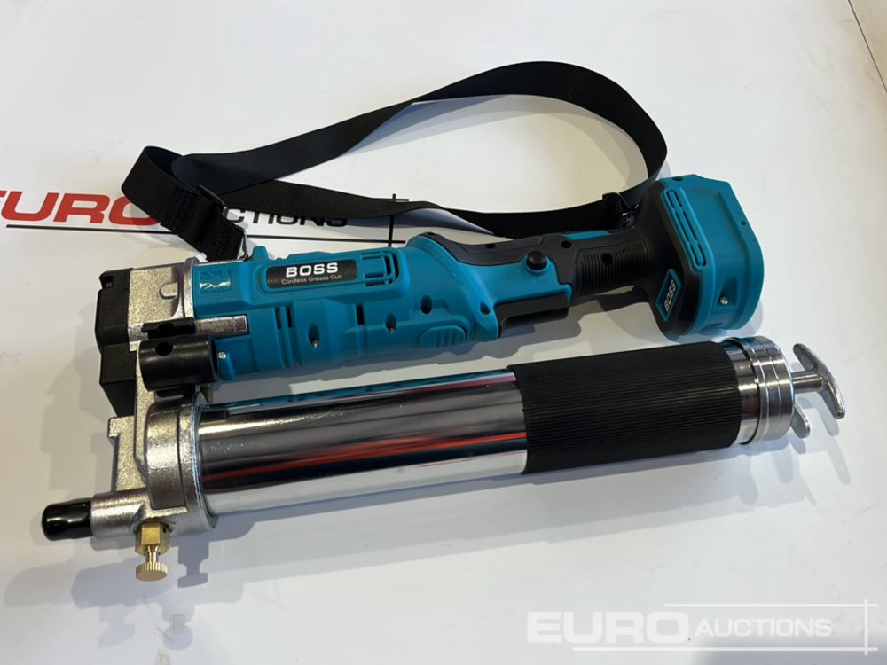 Építőipari berendezések Boss 21 Volt Lithium Battery Cordless Grease Gun, 2 Batteries, Charger, Case, Shoulder Strap, Extension Pieces and Fittings: 10 kép.