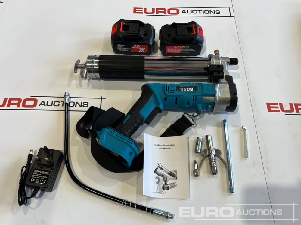Építőipari berendezések Boss 21 Volt Lithium Battery Cordless Grease Gun, 2 Batteries, Charger, Case, Shoulder Strap, Extension Pieces and Fittings: 13 kép.