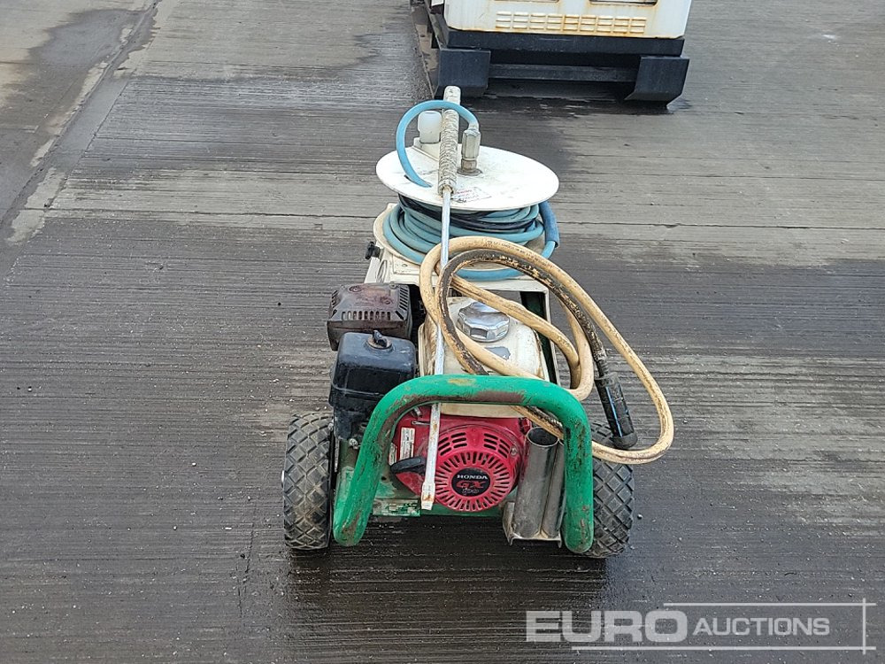 Brendon Powerwashers Petrol Pressure Washer, Honda Engine - Magasnyomású mosó: 4 kép. Brendon Powerwashers Petrol Pressure Washer, Honda Engine - Magasnyomású mosó: 4 kép.