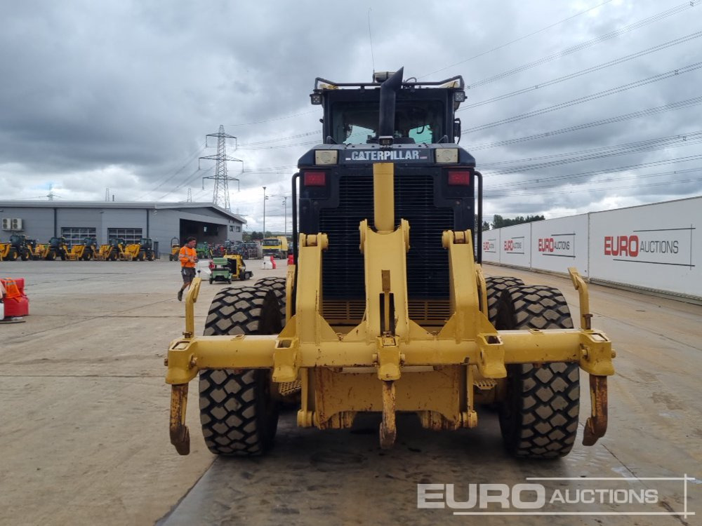 CAT 140M VHP - Gréder: 4 kép. CAT 140M VHP - Gréder: 4 kép.