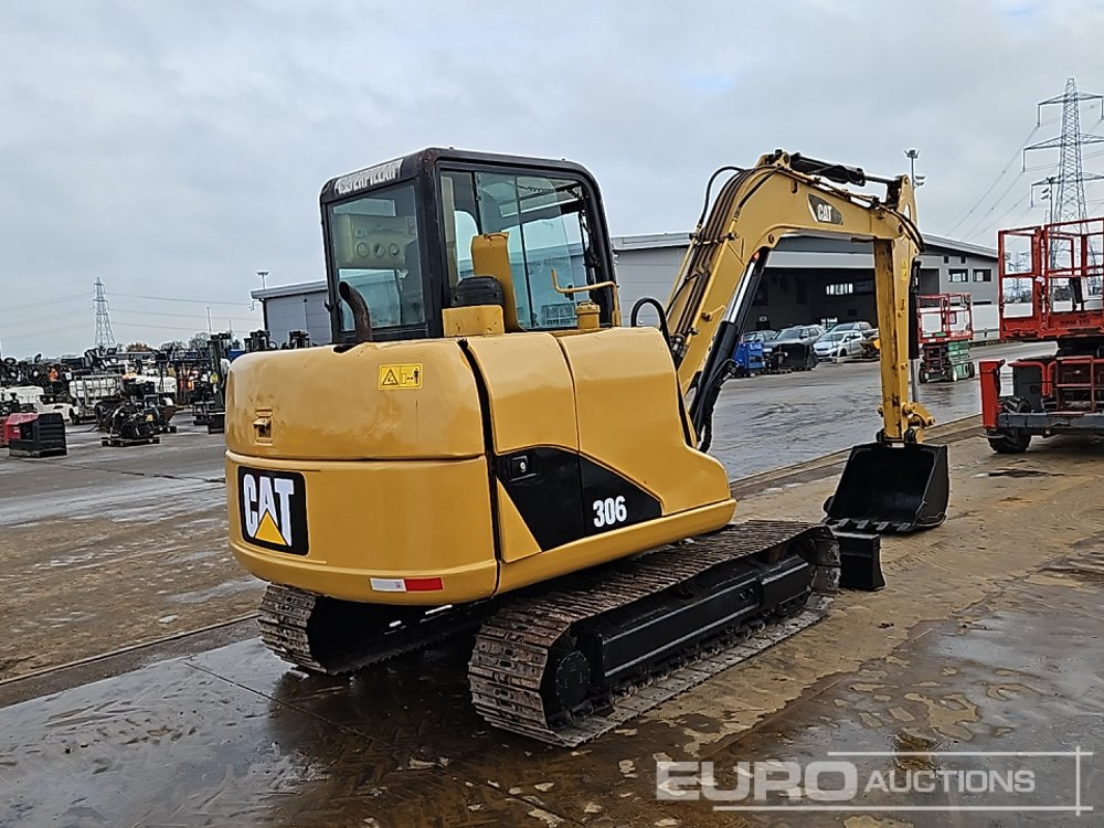 CAT 306 - Minikotró: 5 kép. CAT 306 - Minikotró: 5 kép.