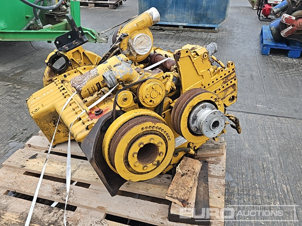 CAT 6 Cylinder Engine - Motor: 1 kép. CAT 6 Cylinder Engine - Motor: 1 kép.