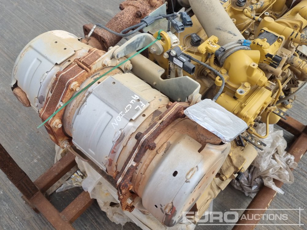 Motor CAT C3.3B: 19 kép.