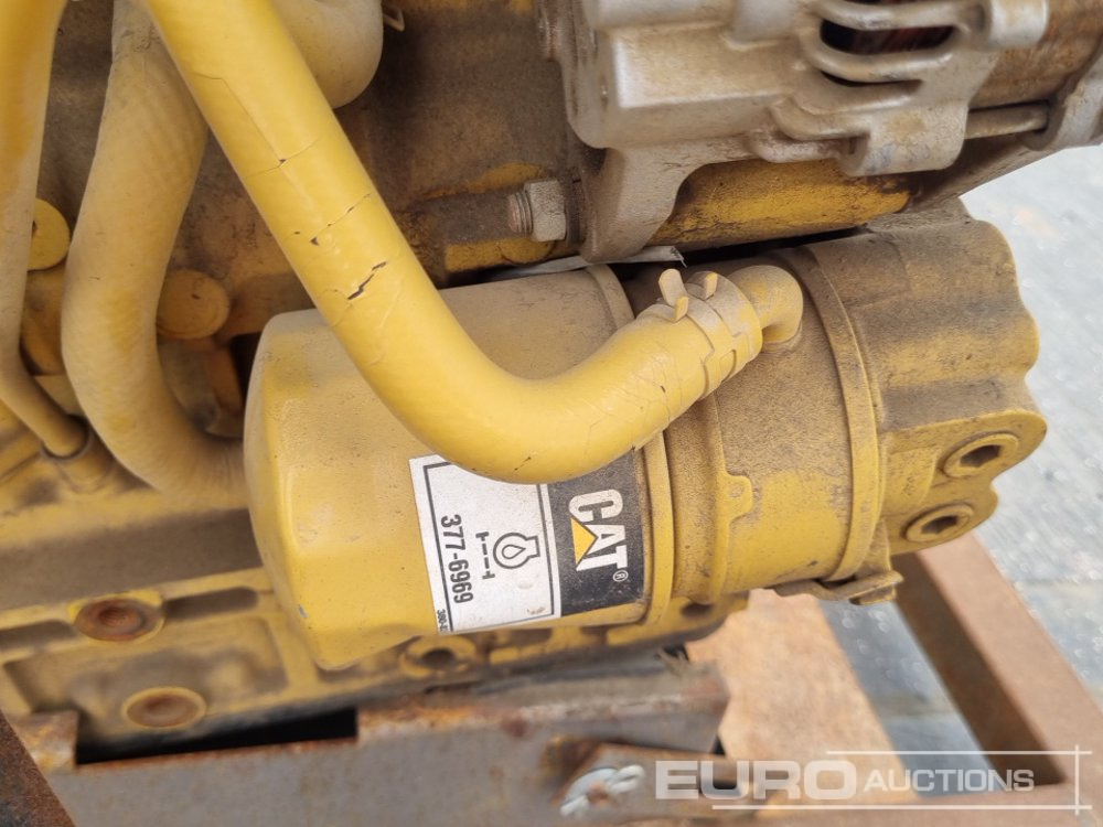 Motor CAT C3.3B: 14 kép.