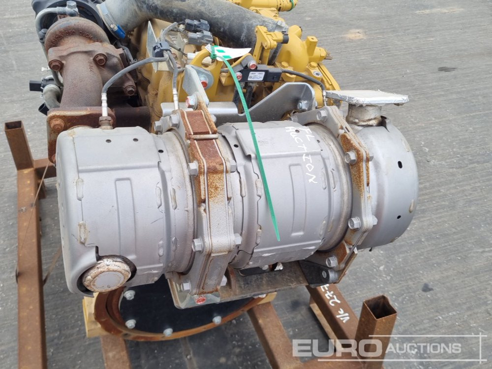Motor CAT C3.3B: 11 kép.