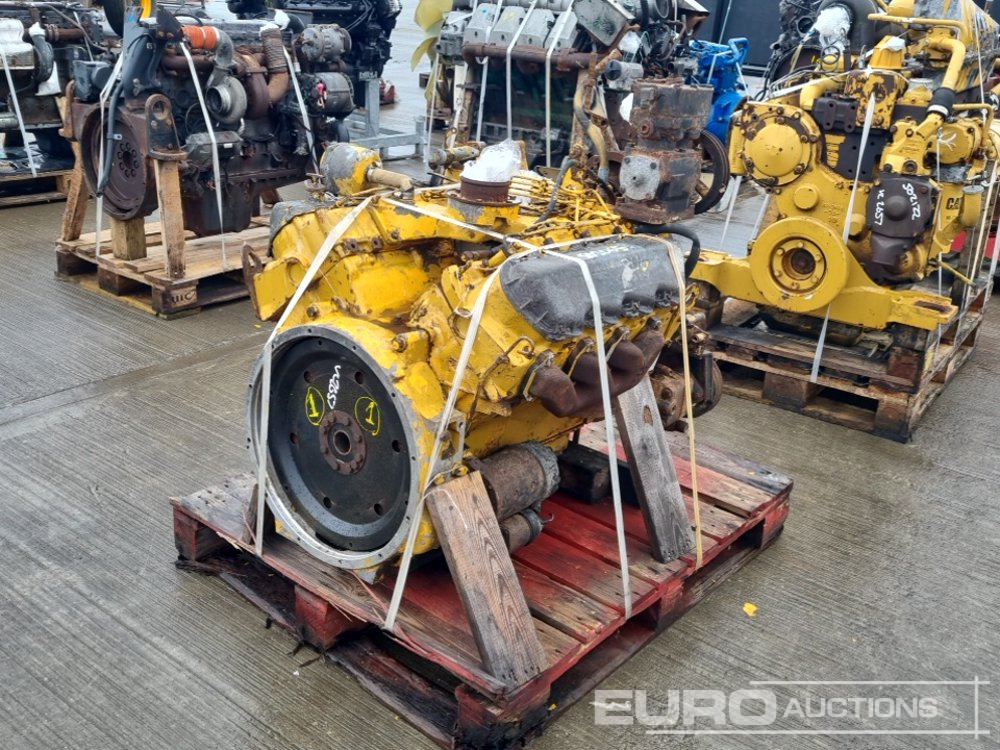 CAT V8 Engine - Motor: 5 kép. CAT V8 Engine - Motor: 5 kép.