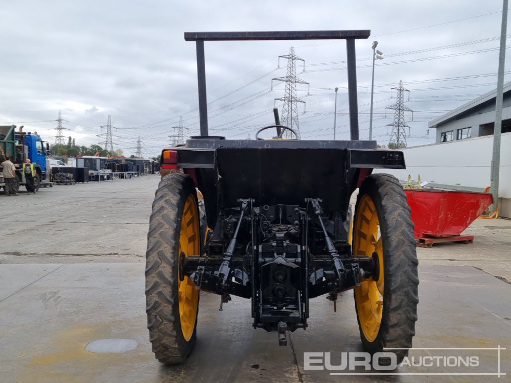 Case International 895 - Traktor: 4 kép. Case International 895 - Traktor: 4 kép.