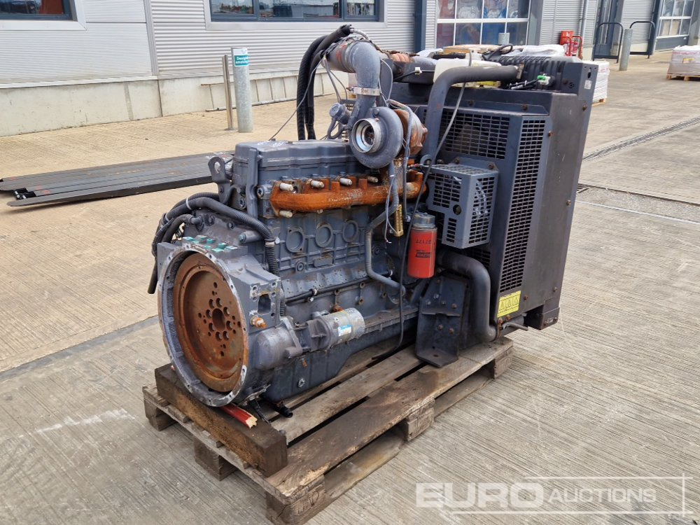 Cummins 6 Cylinder Engine - Motor: 5 kép. Cummins 6 Cylinder Engine - Motor: 5 kép.