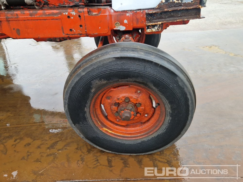 Traktor David Brown 1210: 12 kép.