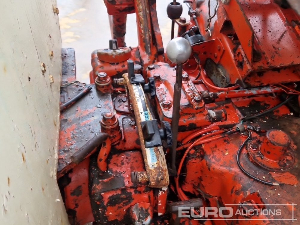 Traktor David Brown 1210: 28 kép.