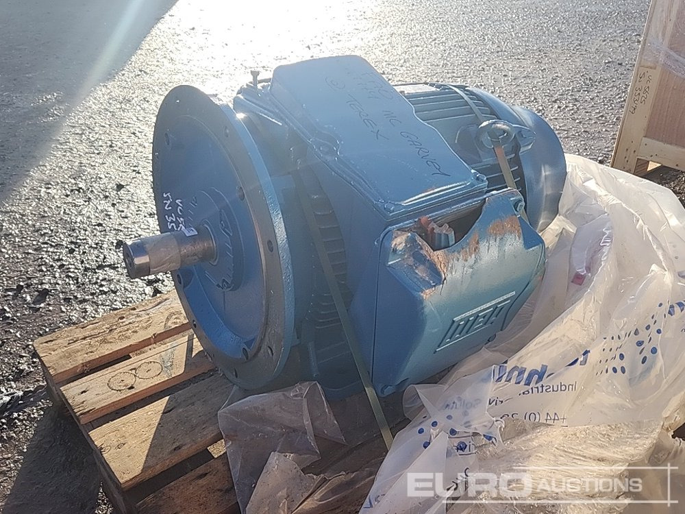 Electric Motor - Elektromos rendszer - Építőipari gépek: 2 kép. Electric Motor - Elektromos rendszer - Építőipari gépek: 2 kép.