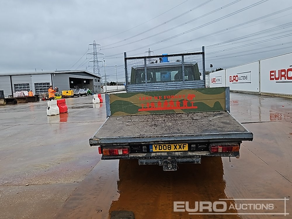 Ford Transit 350 - Platós kisteherautó: 4 kép. Ford Transit 350 - Platós kisteherautó: 4 kép.