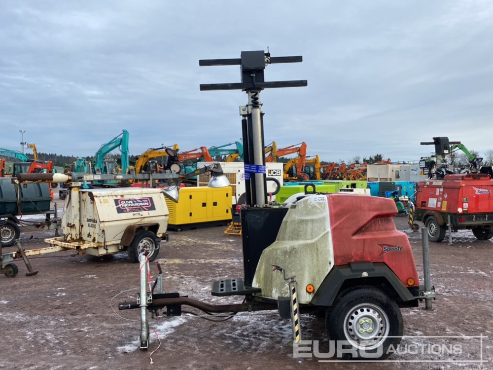 Generac Single Axle Lighting Tower, Kubota Engine (Spares) - Világító állvány: 2 kép. Generac Single Axle Lighting Tower, Kubota Engine (Spares) - Világító állvány: 2 kép.