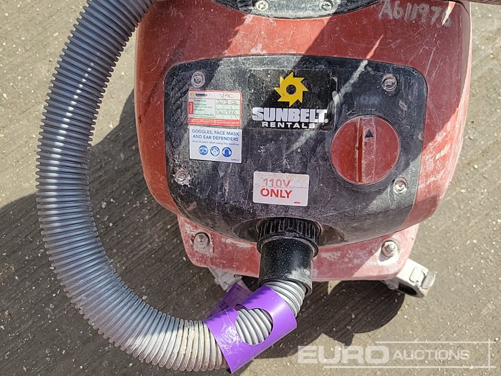 Építőipari berendezések Hilti VC 20-U 110Volt Vacuum Cleaner, Makita LW1400 110Vot Chop Saw, Radio Cable Detector (3 of): 21 kép.
