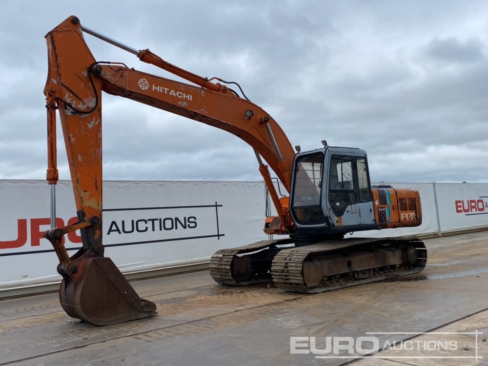 Hitachi EX200 - Lánctalpas kotró: 1 kép. Hitachi EX200 - Lánctalpas kotró: 1 kép.