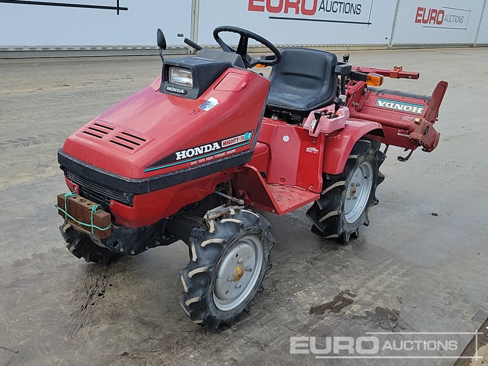 Honda Mighty 13 - Kistraktor: 1 kép. Honda Mighty 13 - Kistraktor: 1 kép.