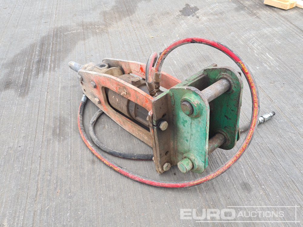 Hydraulic Breaker 45mm Pin to suit 4-6 Ton Excavator - Hidraulikus törőfej: 3 kép. Hydraulic Breaker 45mm Pin to suit 4-6 Ton Excavator - Hidraulikus törőfej: 3 kép.